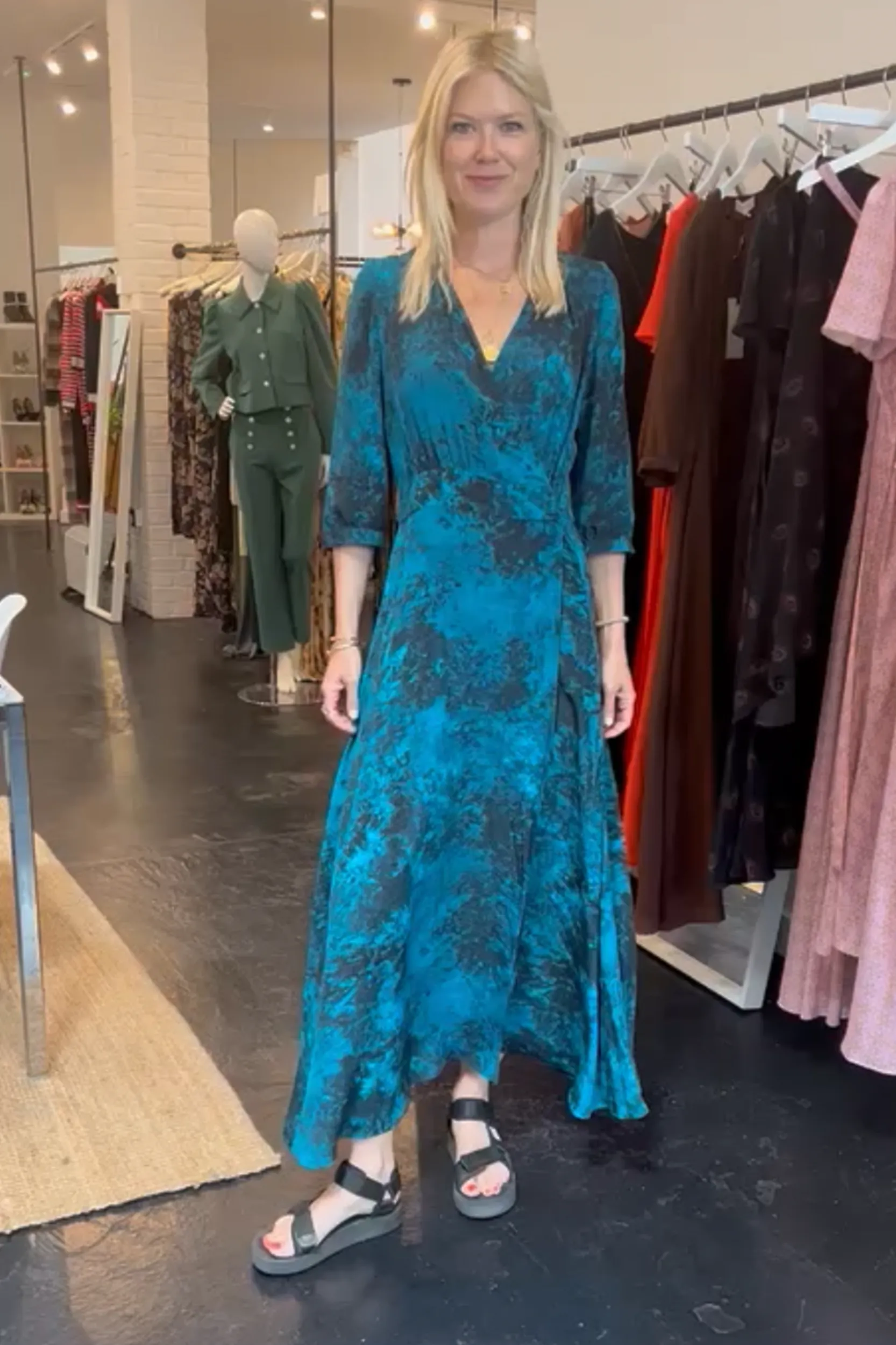 Athena in Tie-Dye Print Silk in Kingfisher