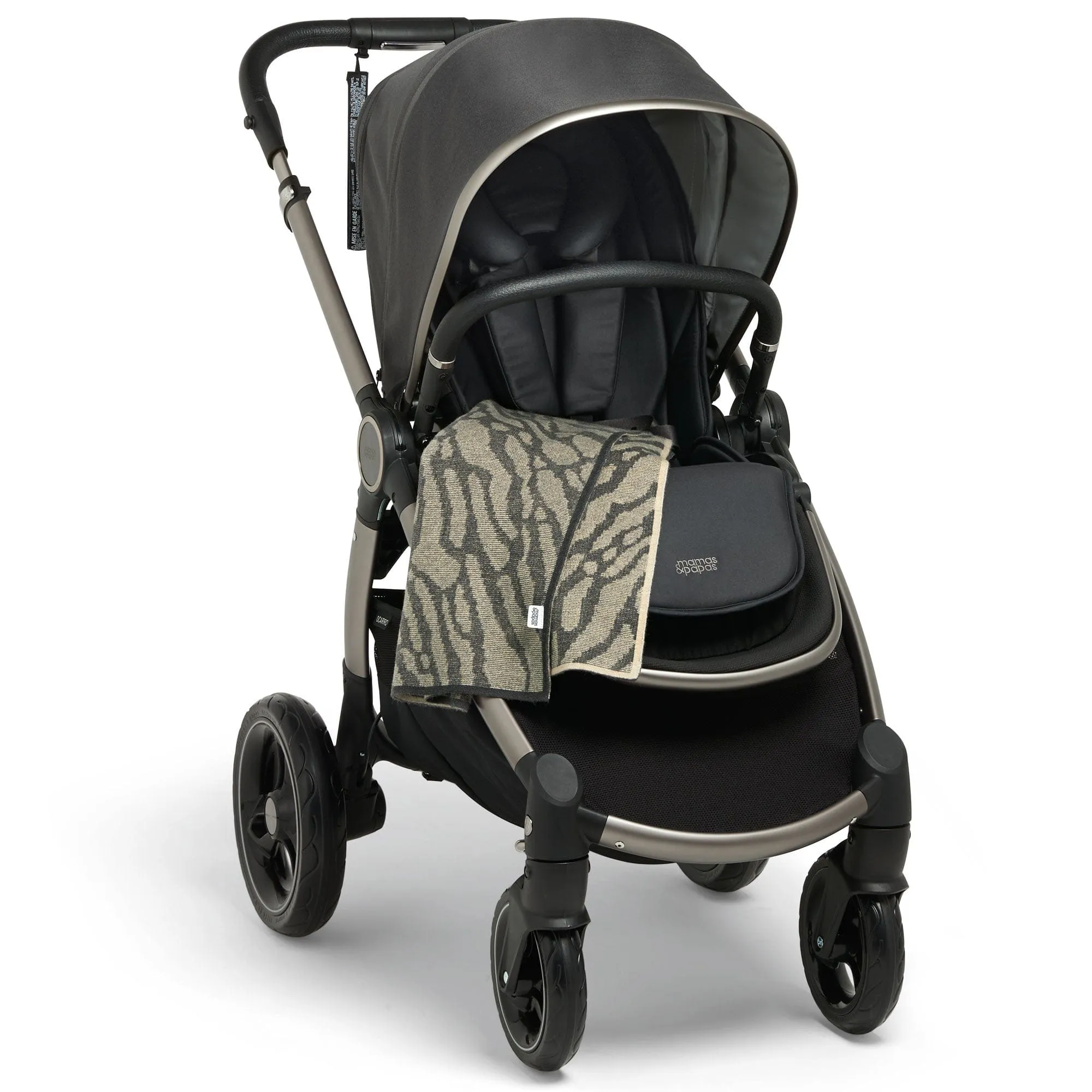 Mamas & Papas Ocarro Complete 8-Piece Maxi Cosi Bundle in Graphite