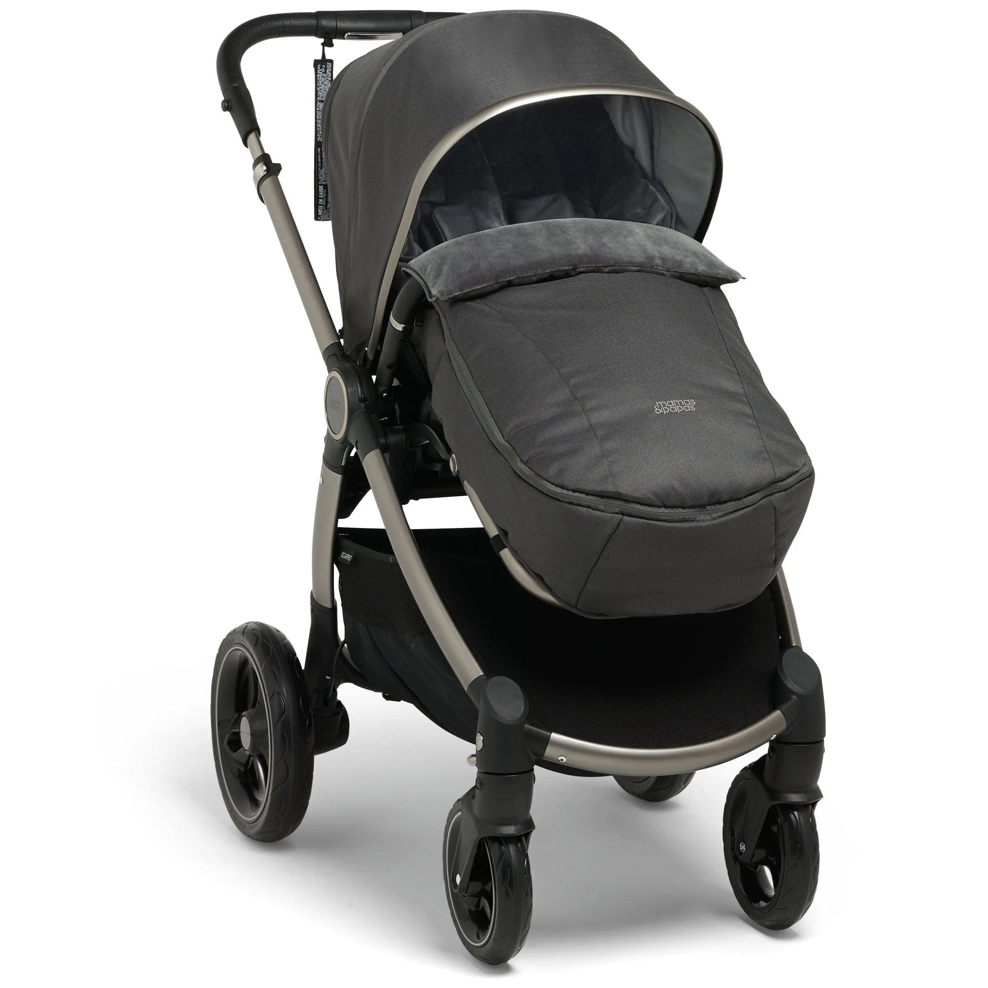 Mamas & Papas Ocarro Complete 8-Piece Maxi Cosi Bundle in Graphite