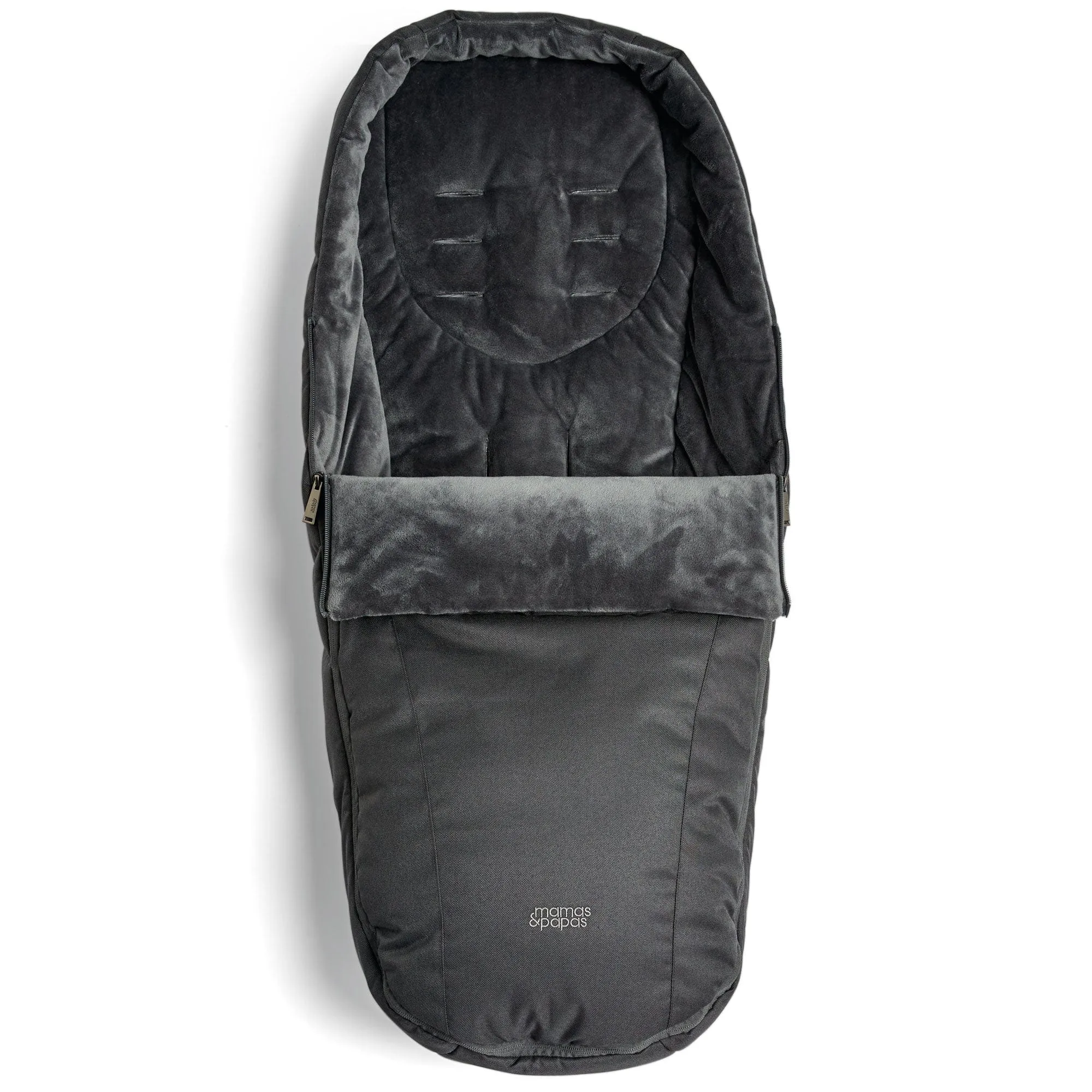 Mamas & Papas Ocarro Complete 8-Piece Maxi Cosi Bundle in Graphite