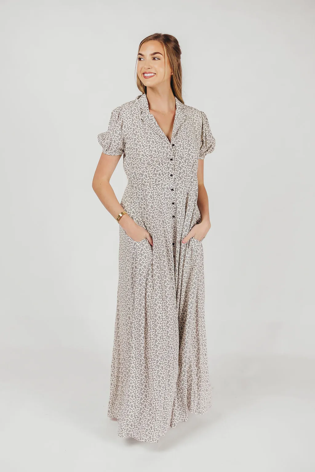Mariah Collared Button-Down Maxi Dress in Creme Floral - Nursing Friendly
