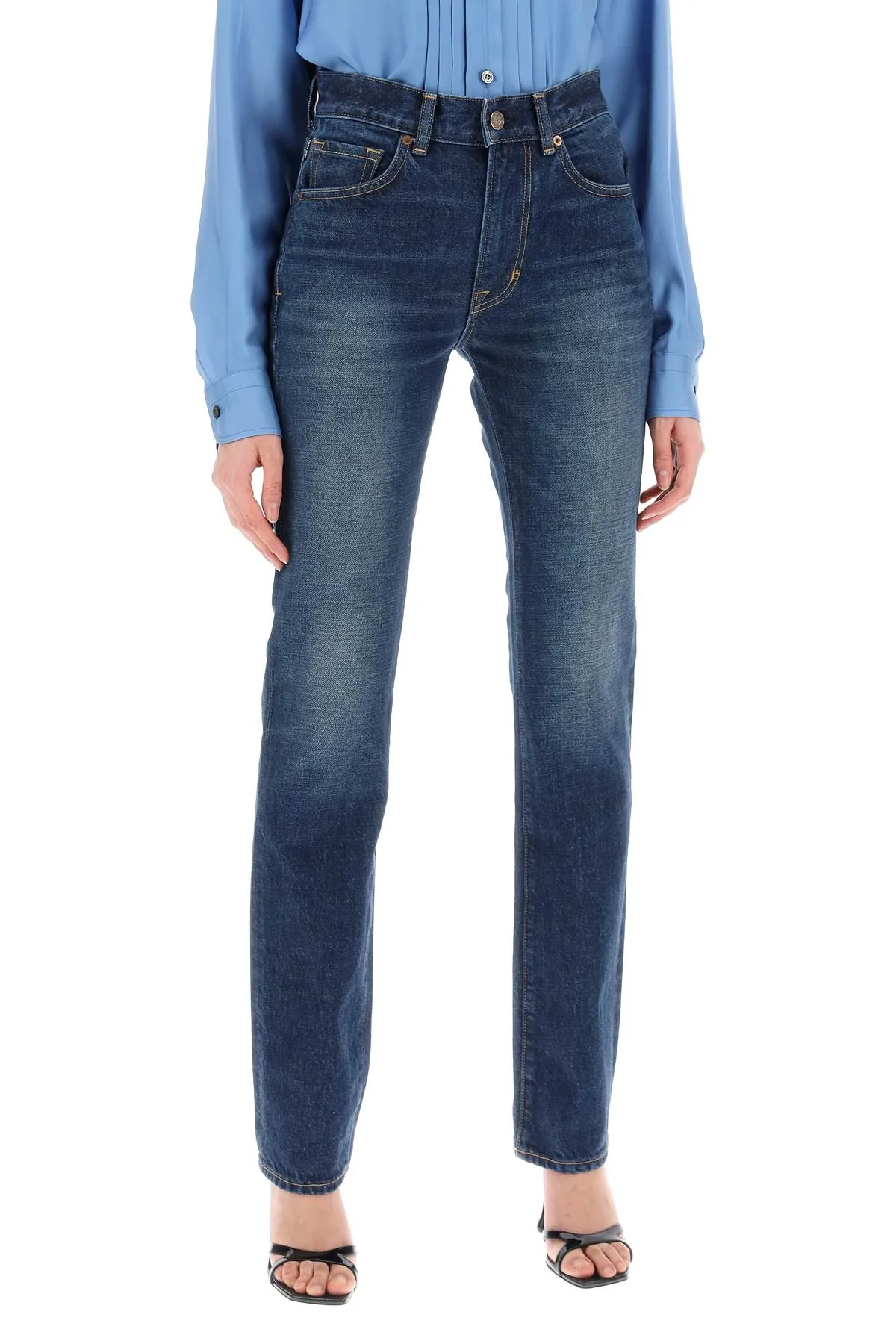 "jeans with stone wash treatment