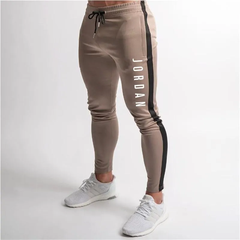Sports cropped pants