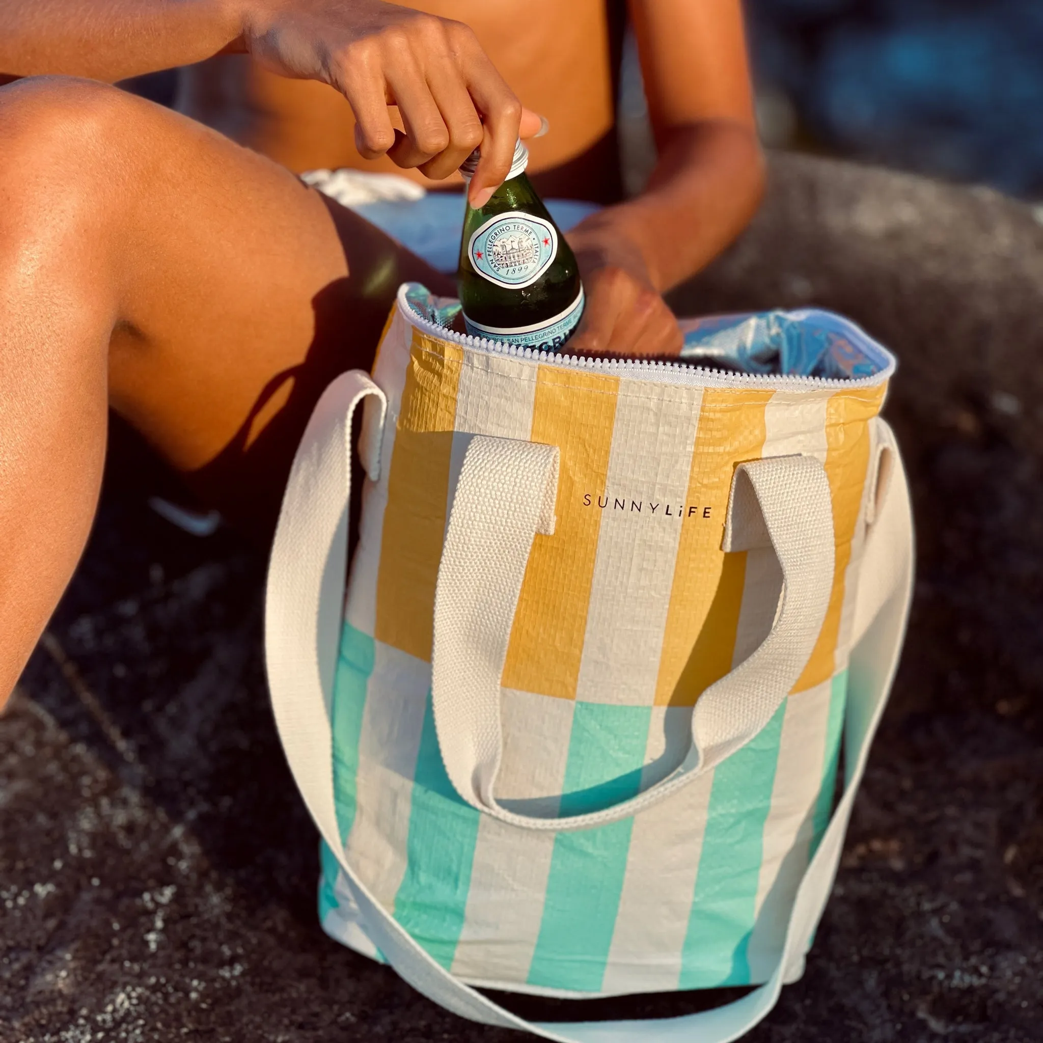 SUNNYLiFE Drinks Cooler Bag Rio Sun Multi